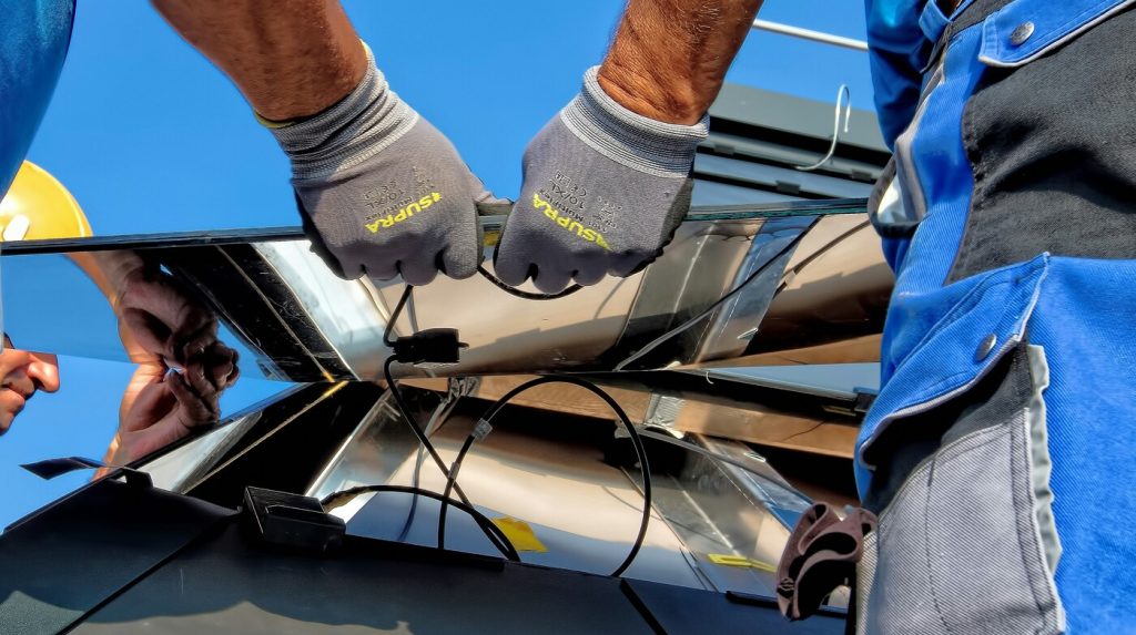 solar battery price uk