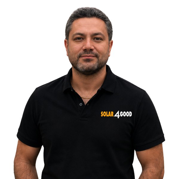 Omid, Roofer